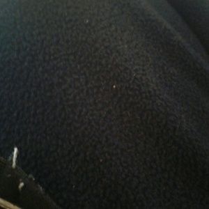 Hey lovely poshers I would love to accept offers